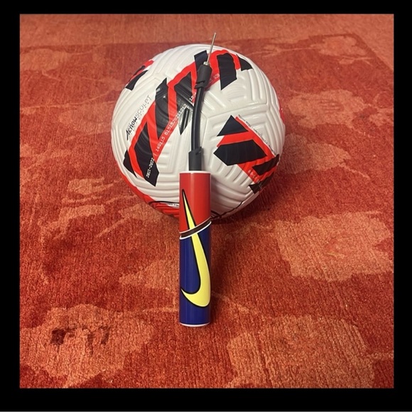 Nike 2021 Elite Flight Soccer Ball $Nike Essential Ball Pump Yellow Swish Logo. - Picture 1 of 13